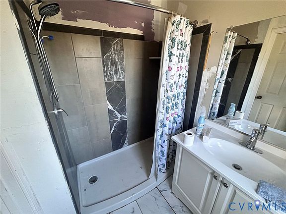 5th image of 3706 Carolina Ave