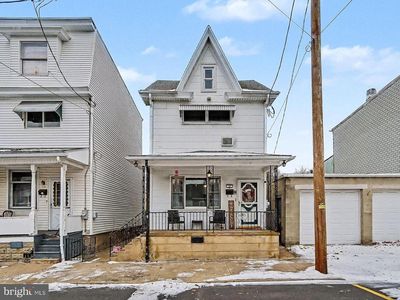 30 S Walnut St, Mount Carmel, PA, 17851