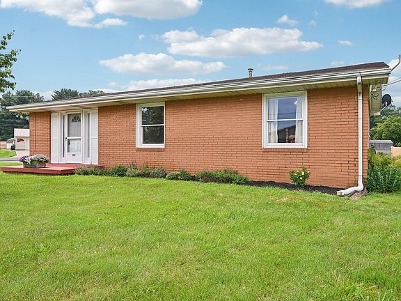3rd image of 193 New Home Dr