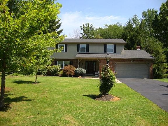 2nd image of 8744 Sheffield Ct