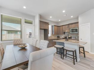 6823 Aspen Peak Dr, Baytown, TX 77521