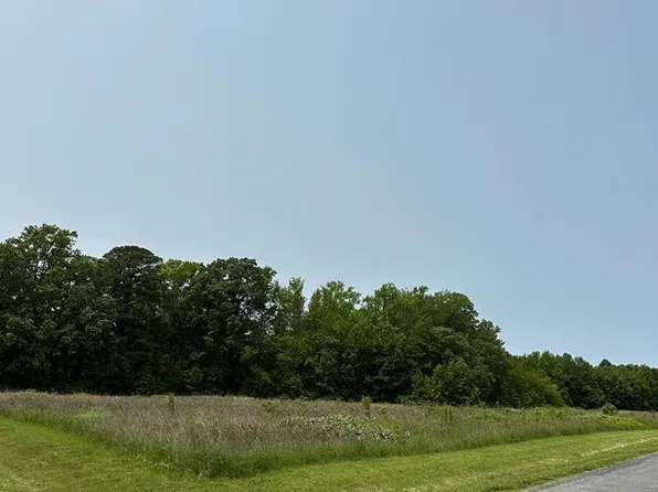 34 Safe Harbor Lndg, Hague, VA 22469