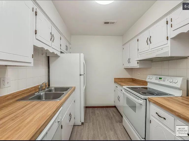 1480 Stonebridge Cir #D8 — Photo 9