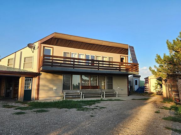 3rd image of 2051 120th St