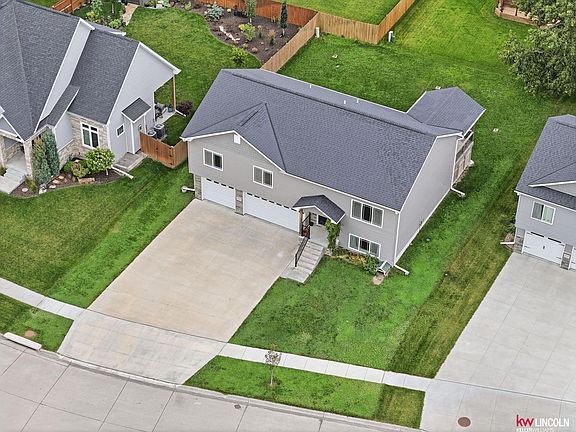 4th image of 6121 S 97th St