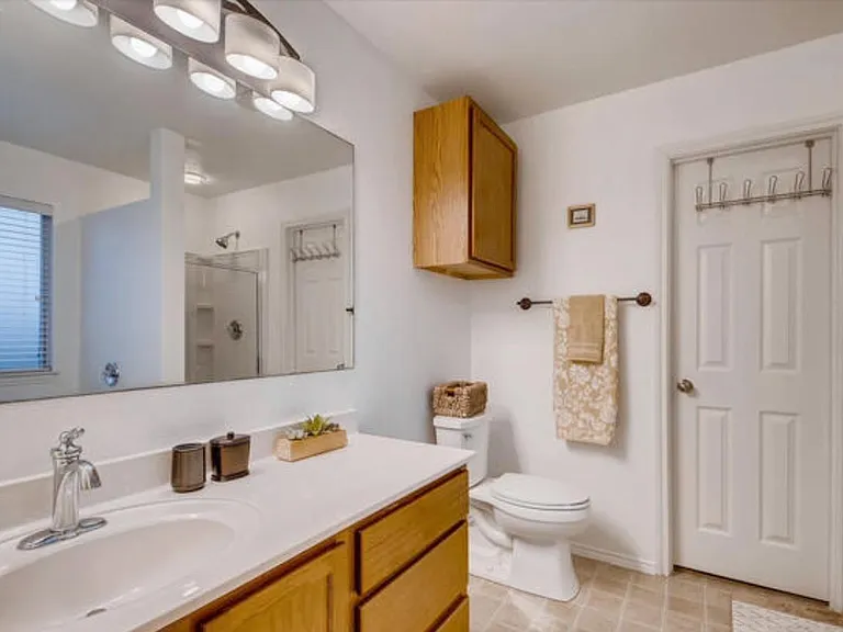 5826 Armstrong Wl — Photo 17