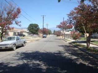 1355 N Magnolia Ave, Rialto, CA 92376