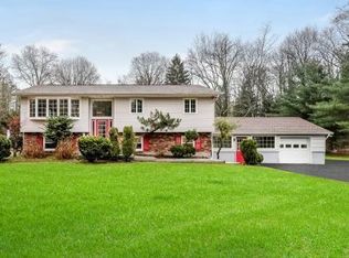 4 Hilltop Rd, New City, NY 10956