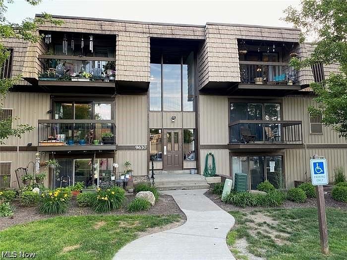 1st image of 9630 Cove Dr Unit 16A