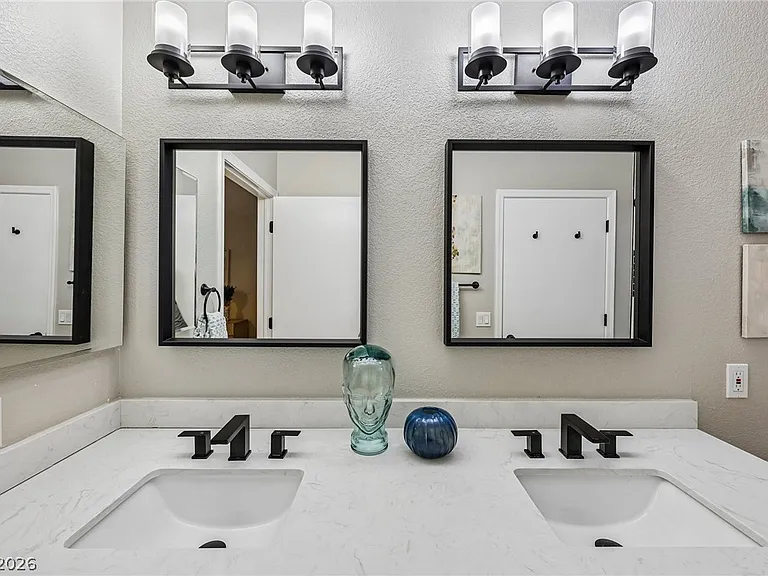 8701 Prairie Hill Dr — Photo 26