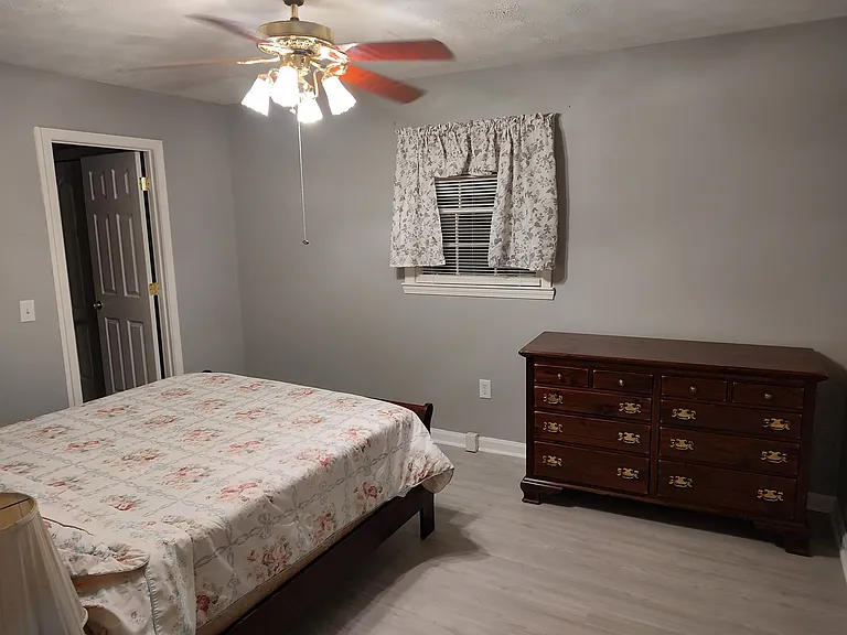 130 Milacron Dr #130 — Photo 5
