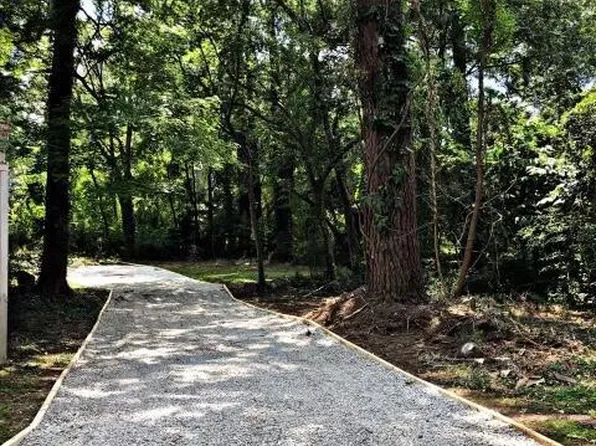 2343 Belvedere Dr, Jackson, MS 39204