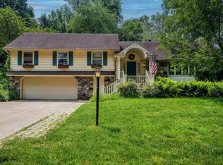 460 Yellow Creek Dr, Saint Joseph, MI 49085