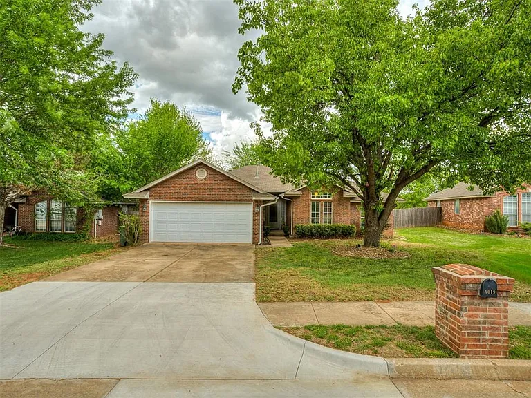 1019 Pruett Dr — Photo 28