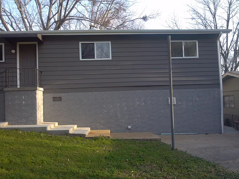 3304 Idlewild Dr — Photo 9