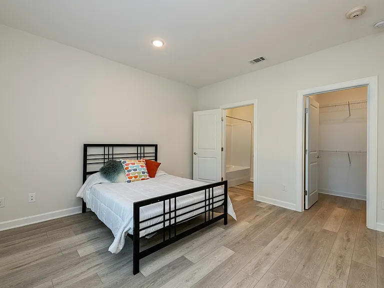 2531 Lineberry Dr #202-A — Photo 22