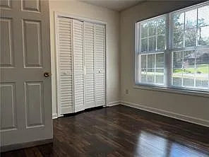 5320 Oglethorpe Ct — Photo 33
