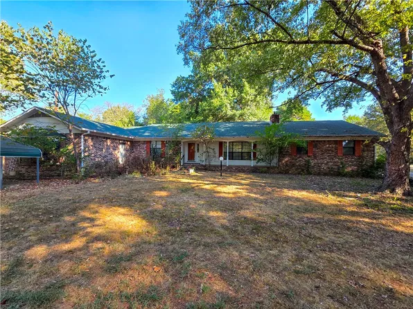 25 N Crider Ave, Fayetteville, AR 72701