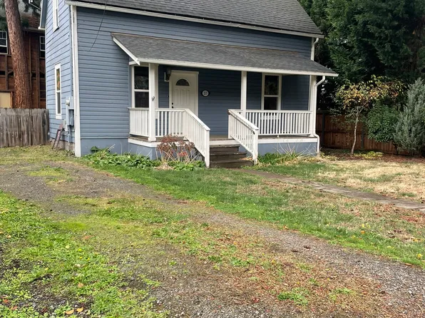 213 Mill St, Silverton, OR 97381