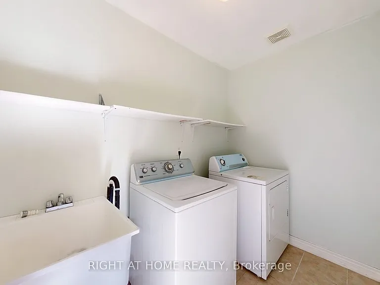 56 N Lake Rd #13 — Photo 39
