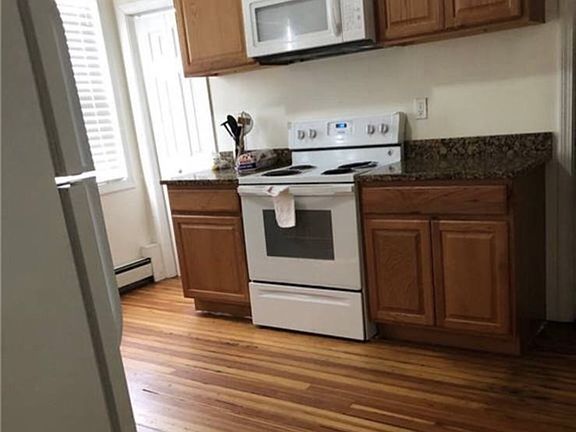 3rd image of 3 Pawtucket St Floor 1