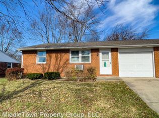8214 W Butternut Rd, Muncie, IN 47304