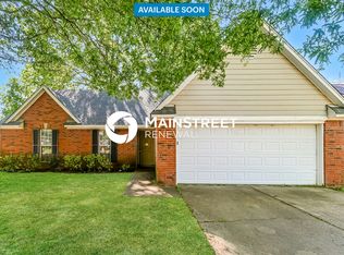 8104 Long Branch Dr N, Southaven, MS 38671