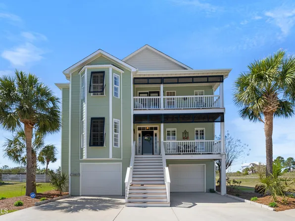 8304 Lakeview Drive, Wilmington, NC 28412