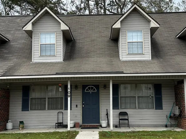 109 Towne Park Dr, Rincon, GA 31326