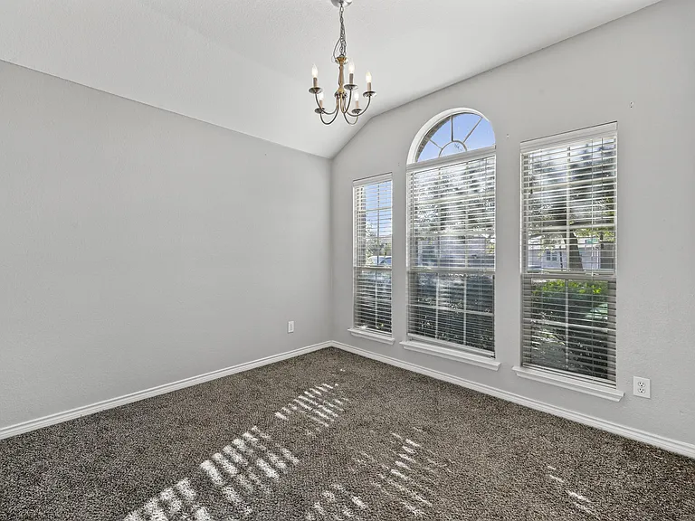 5590 Manitou Dr — Photo 3