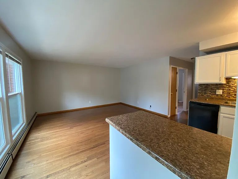4250 Lumley Rd — Photo 3