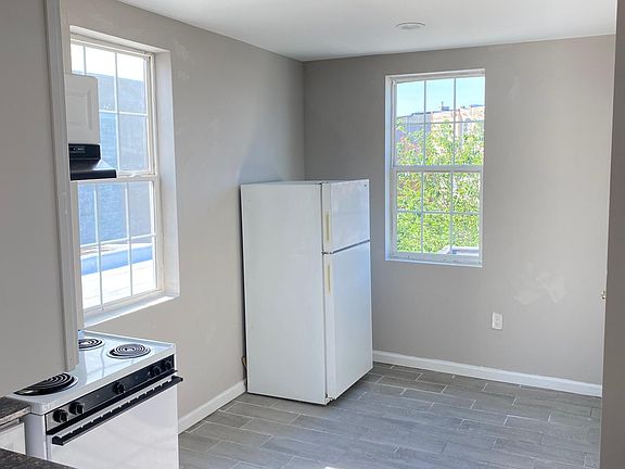 2nd image of 4007 Haverford Ave #3
