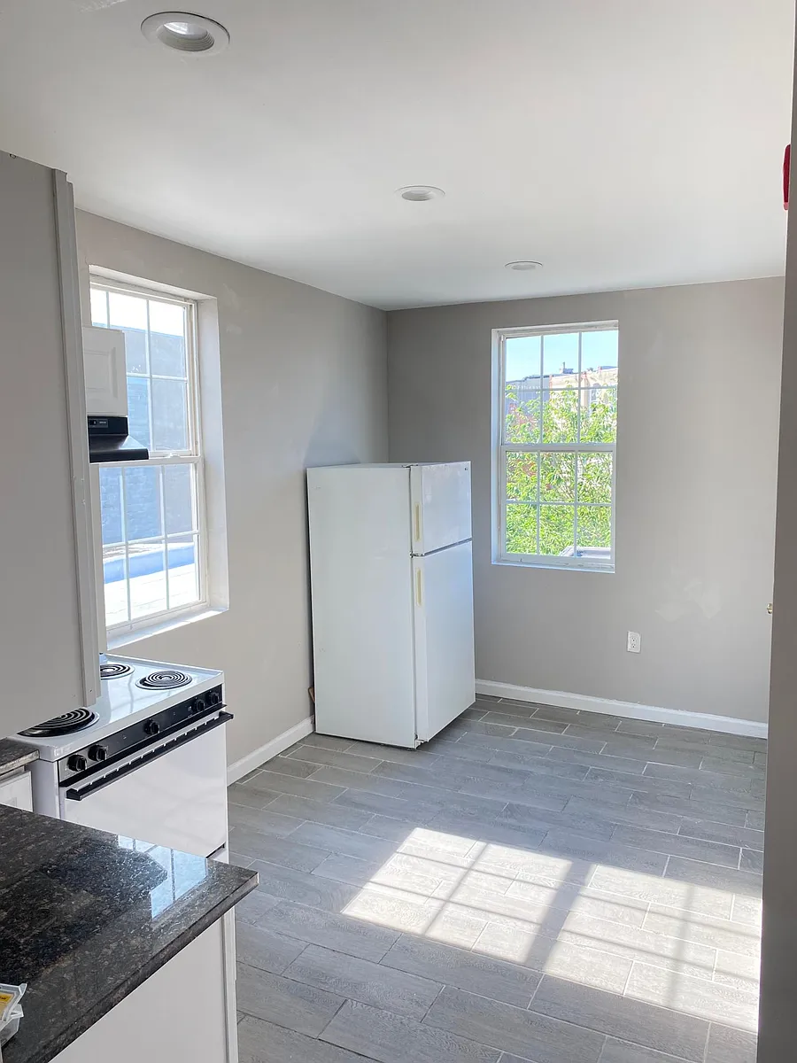 Building Photo - 4007 Haverford Ave #C