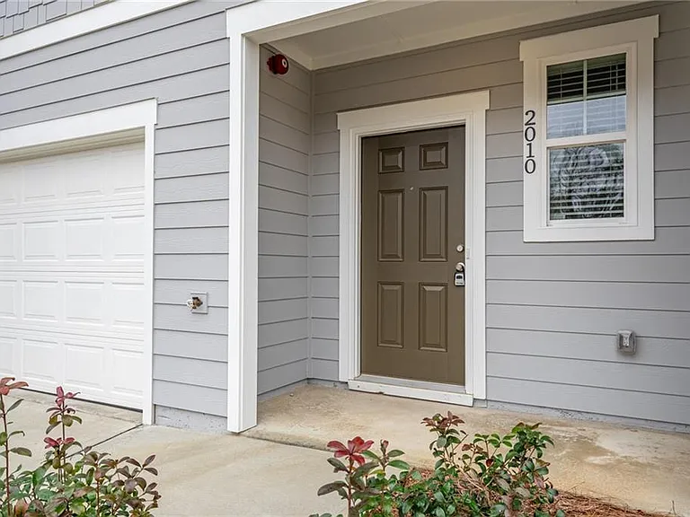 2010 Ayla Dr — Photo 3
