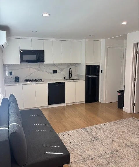 7247 Capistrano Ave — Photo 9