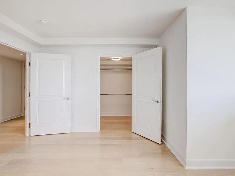 1221 Ocean Avenue — Photo 28