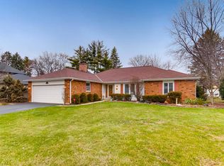 143 E Thompson Dr, Wheaton, IL 60189