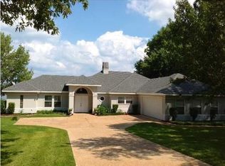202 Bay Park Dr, Brandon, MS 39047