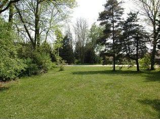 1206 Woodcrest Dr, Downers Grove, IL