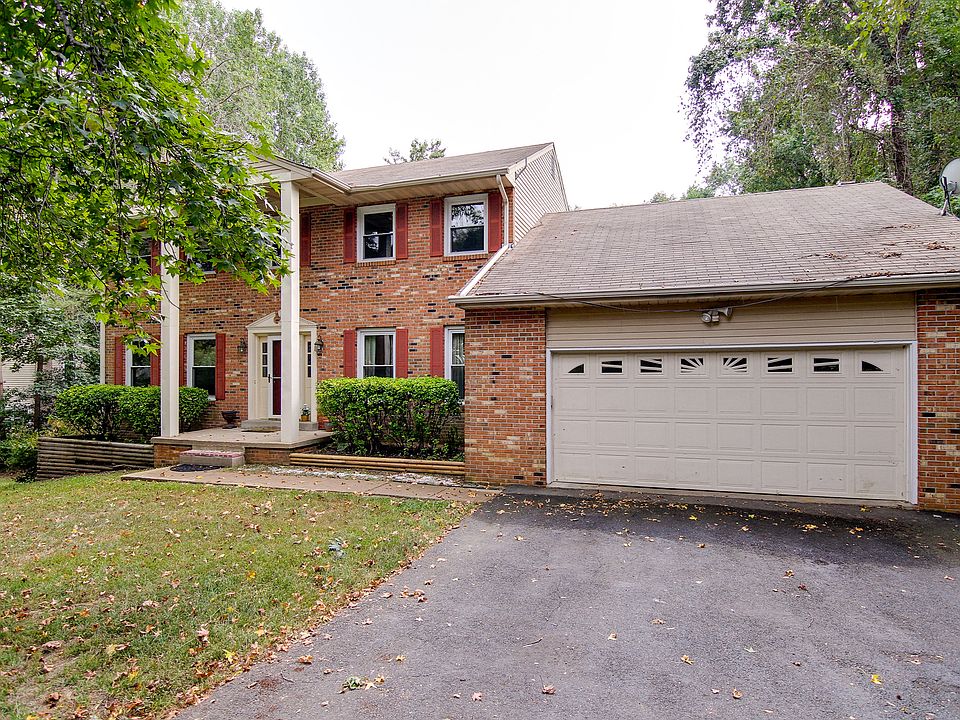 1st image of 119 Jennifer Ln