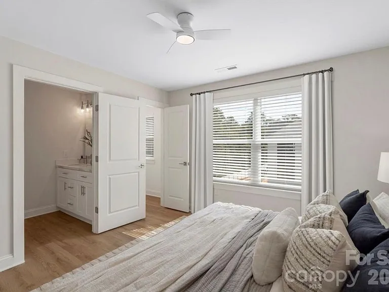 1105 Wonder Way — Photo 30