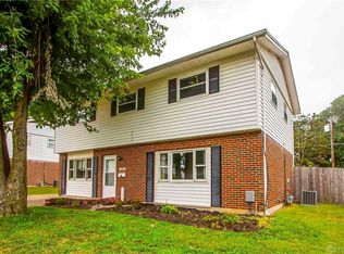 110 Woods Rd, Springboro, OH 45066