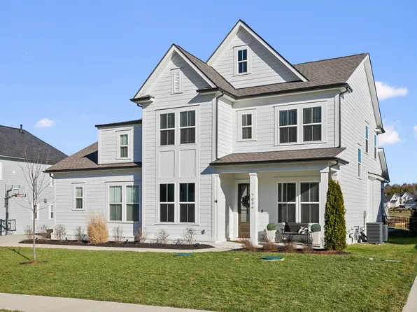 7036 Vineyard Valley Dr, College Grove, TN 37046