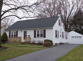 286 Orland Rd, Rochester, NY 14622