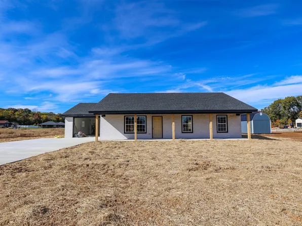 121 Churchill Ter, Paducah, KY 42003