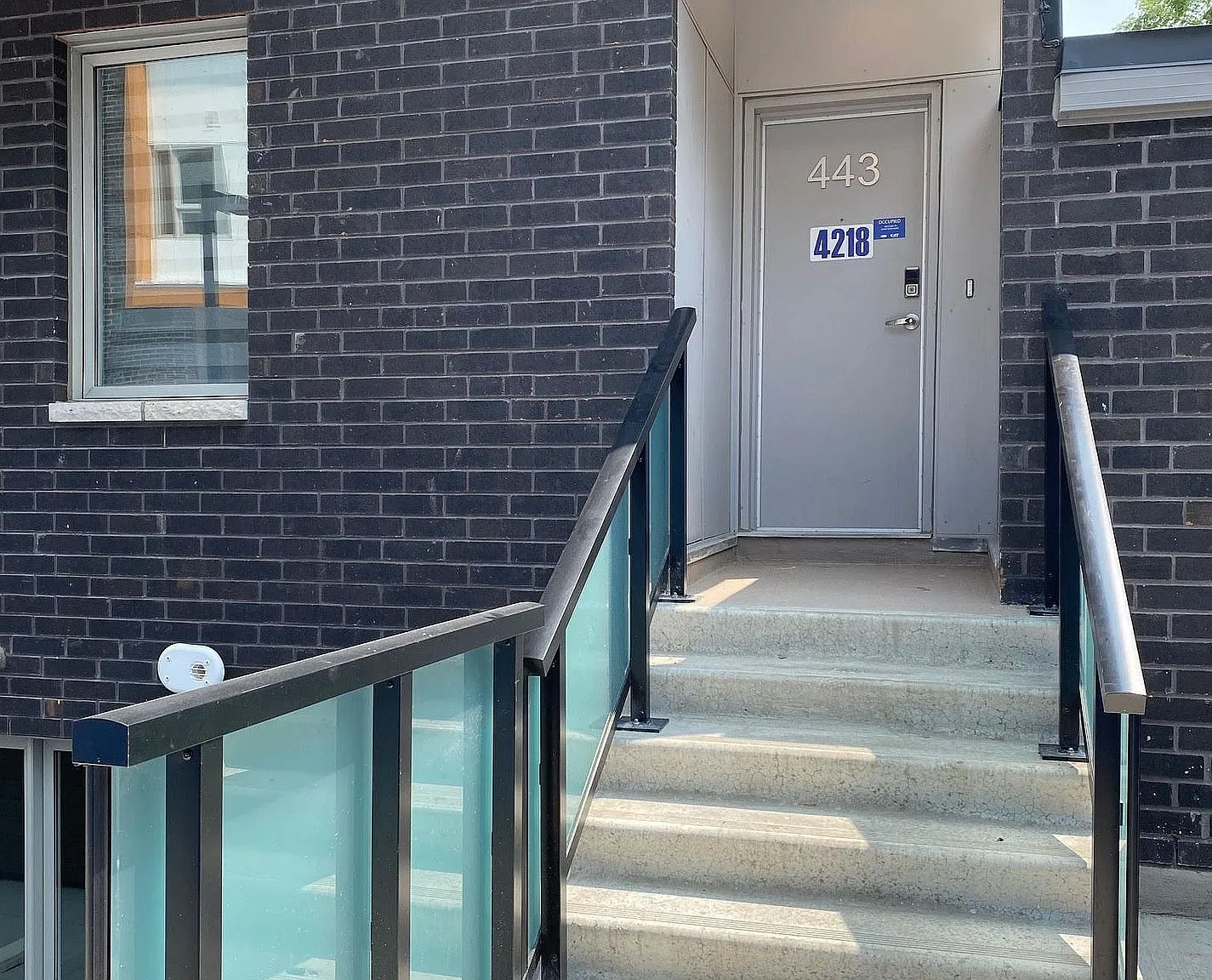 3 bed, $2,900 — Photo 1
