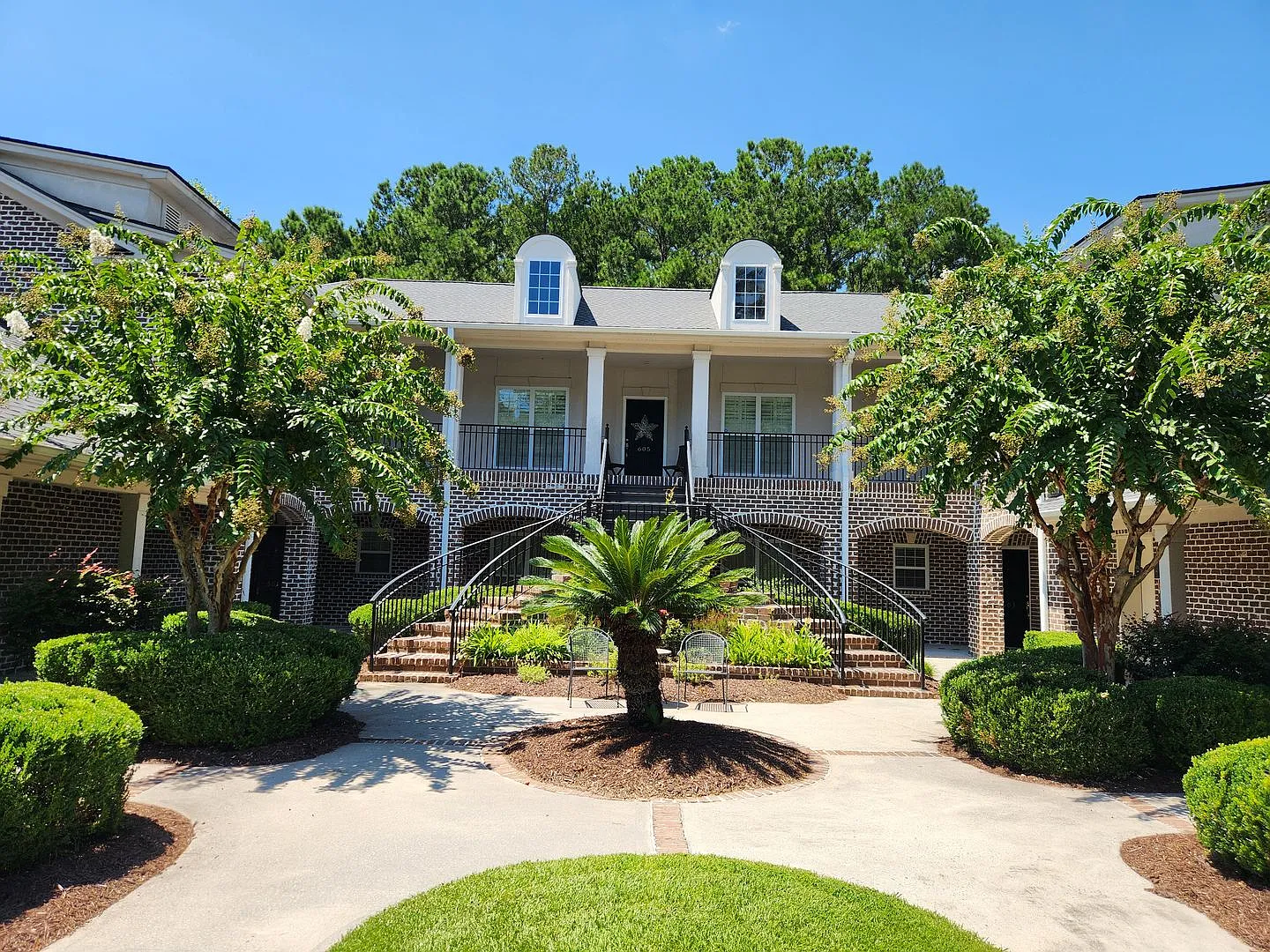 Easy, maintenance-free living at Villas on the Green at Southbridge Golf Club — Photo 1
