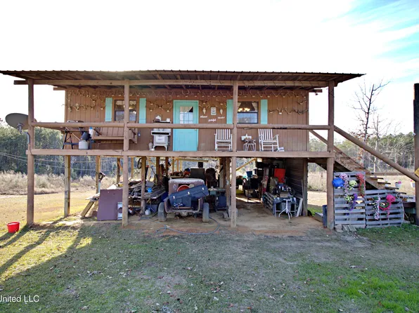 240 NE Breland Rd, Brooklyn, MS 39425