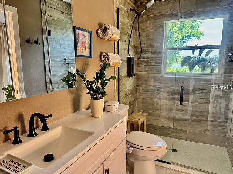 1815 Barker Dr — Photo 29