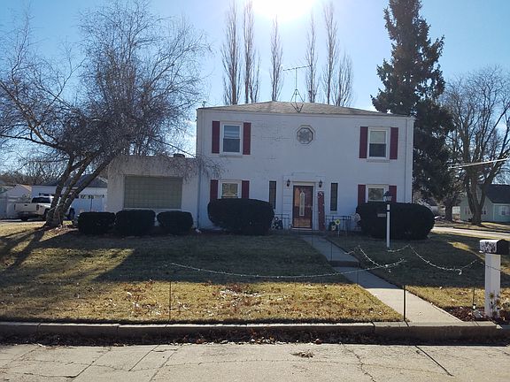 2nd image of 241 W 21st St
